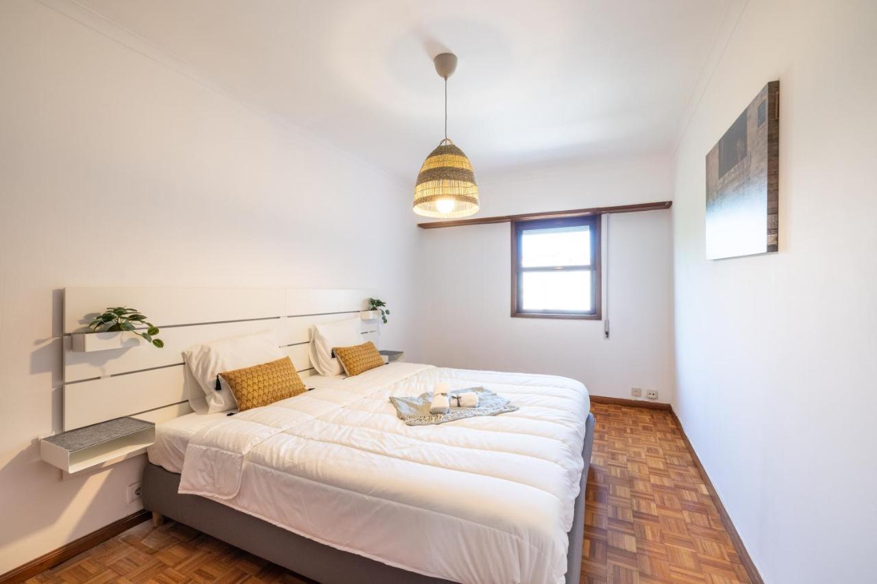 ポルトBoavista Premium With Ac, Terrace- Parking ,Supermarket And Metro T3アパートメント エクステリア 写真